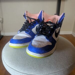 Nike Kids Sneakers in Vibrant Blue and Soft Pink